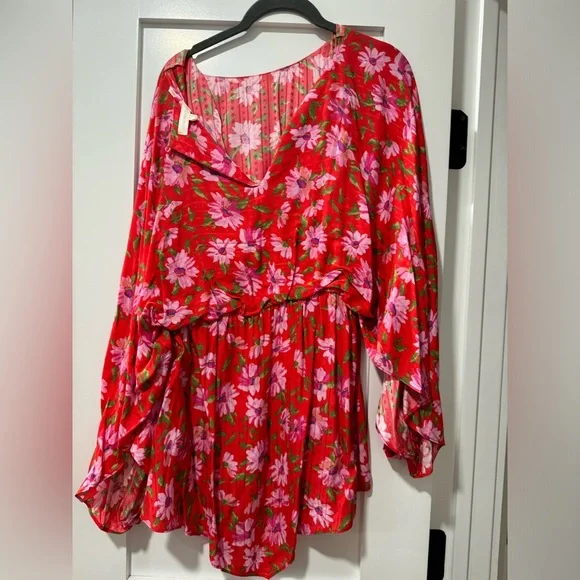 Red floral Love Shack, Fancy dress - Picture 10 of 11